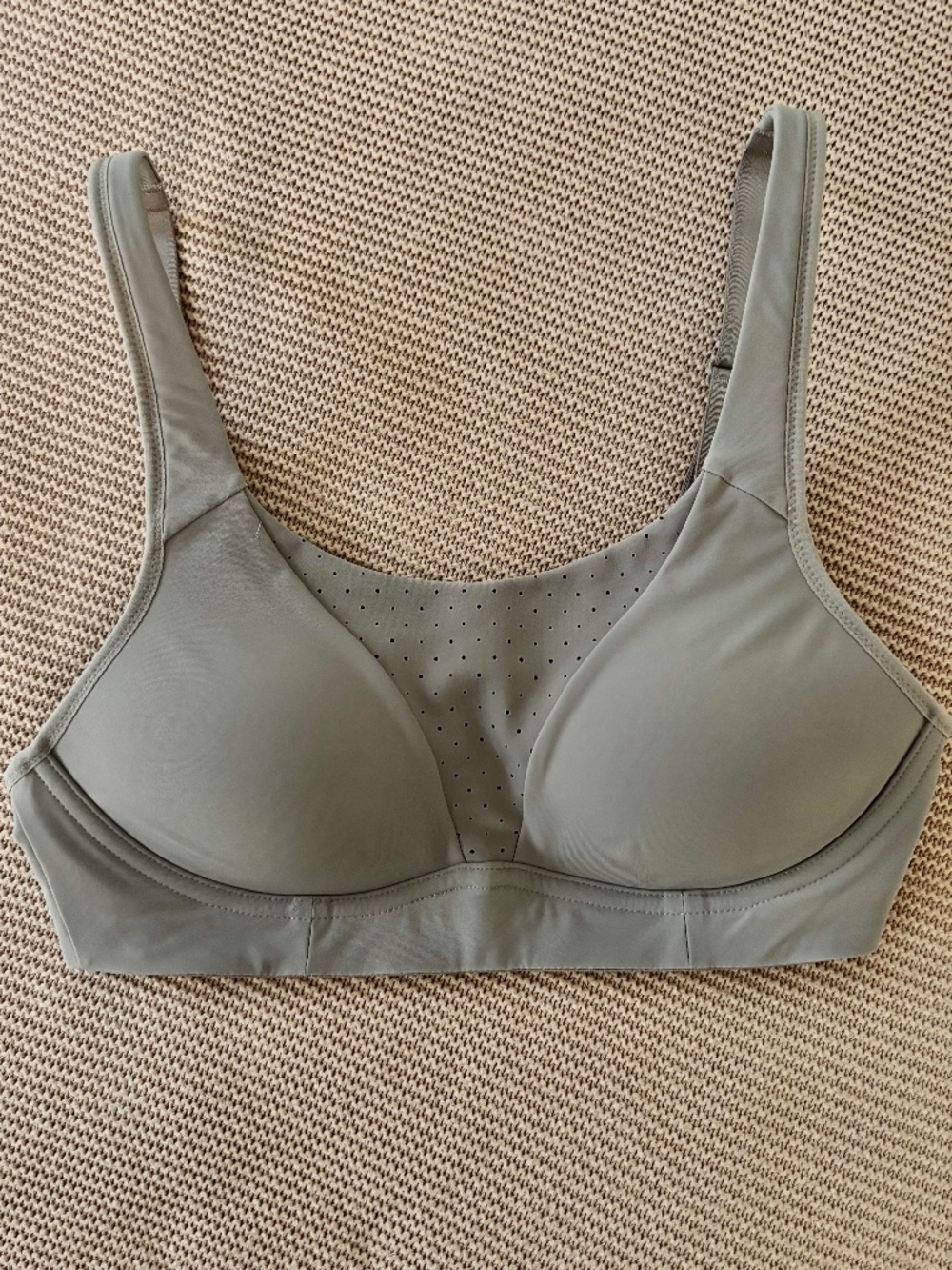 Lululemon Run Times Bra in Lunar Rock Women’s 32B